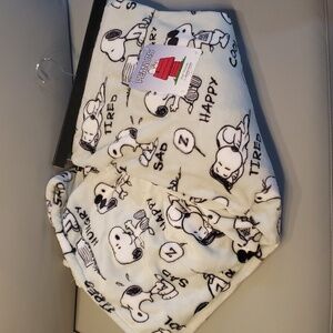 Peanuts Snoopy emotions pet throw blanket NWT